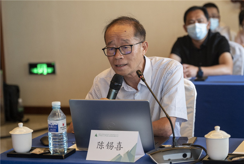 9 上海交通大學(xué)講席教授、中央馬克思主義理論研究和建設(shè)工程首席專家陳錫喜作主旨演講（李顯楊 攝）.jpg
