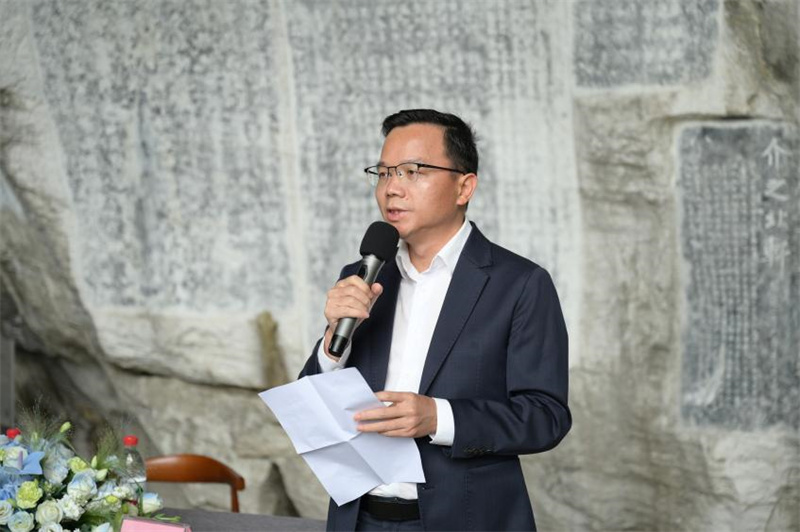 集團公司總編輯湯文輝致辭.jpg