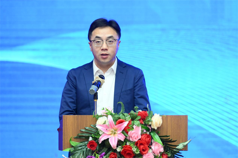 外文出版社副社長賈秋雅發(fā)表主題講話.jpg