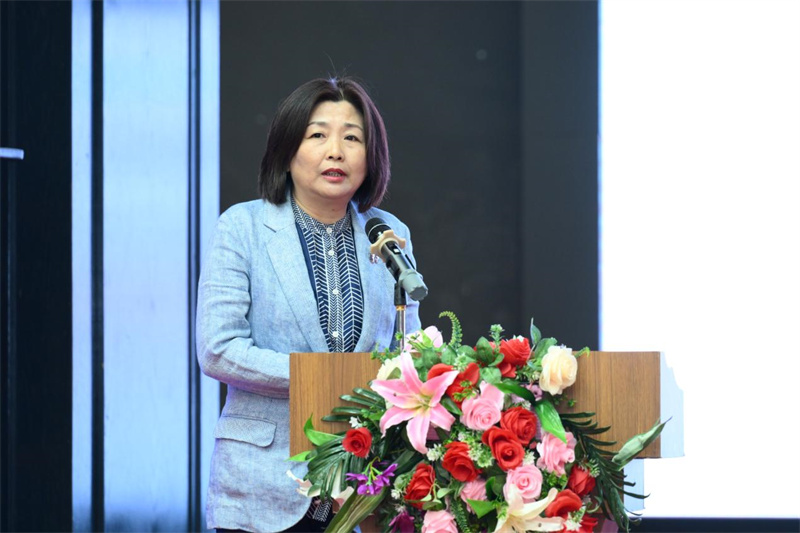 人民美術出版社副總編輯王遠發(fā)表講話.jpg