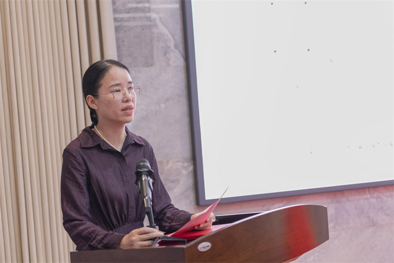 臨海市文化和廣電旅游體育局局長黃瑛致辭  鄭斌斌 攝.jpg