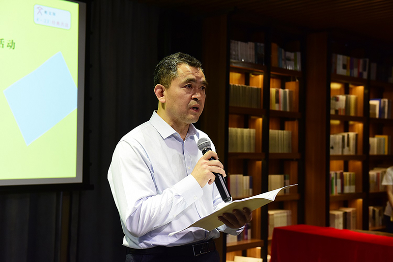 桂林市文化新聞出版廣電局夏平副局長(zhǎng)致辭（李顯楊 攝）.jpg