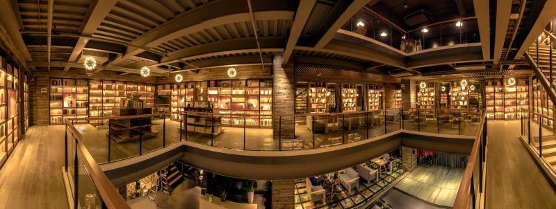 獨(dú)秀書房·育才店外景。黃珊虎 攝_副本.jpg