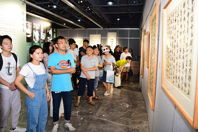 11 展廳現(xiàn)場（李顯楊攝）.jpg