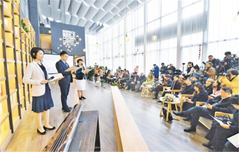 獨秀書房·陽光旅途店華語詩歌春晚桂林分會場。 李顯楊 攝.jpg
